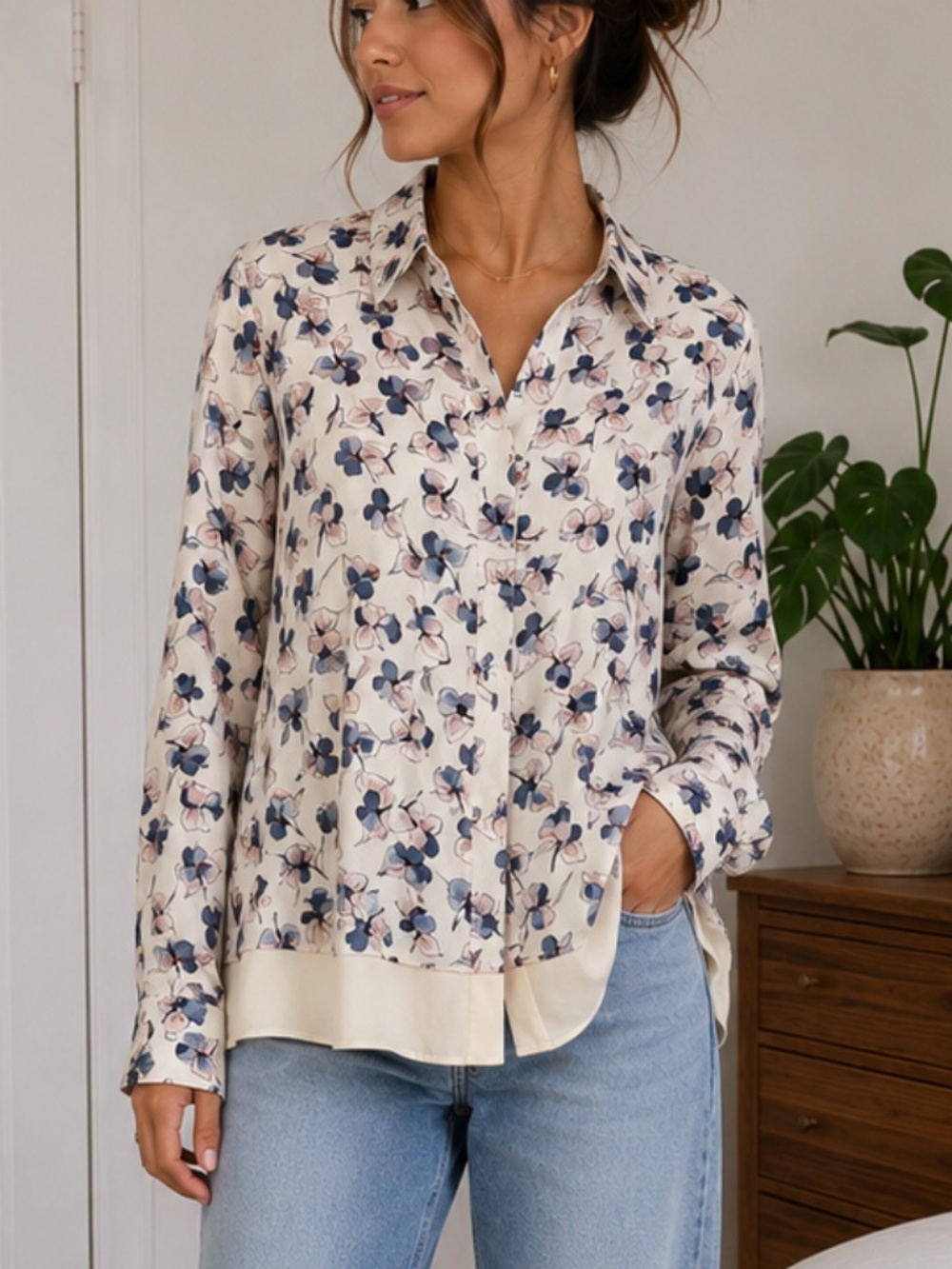 Tory Burch 100% Silk Floral Print Button Down Shirt Size 8